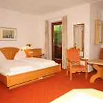 - Marco Polo Alpina Familien- & 4* מריה אלם אם שטיינרנן מיר