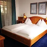 - Marco Polo Alpina Familien- &