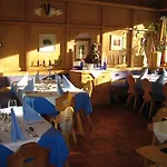 מלון - Marco Polo Alpina Familien- & 4*