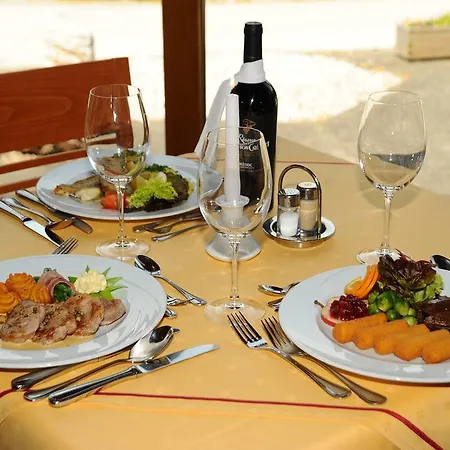 호텔 - Marco Polo Alpina Familien- & 마리아알름암스타이너르넨미어