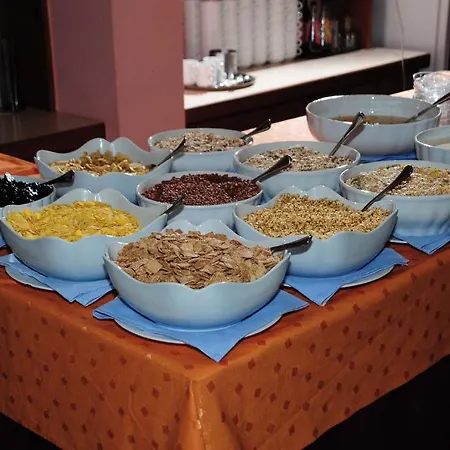 Отель - Marco Polo Alpina Familien- & 4*