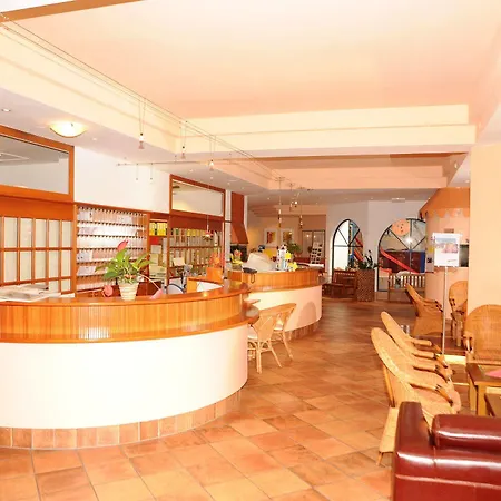 - Marco Polo Alpina Familien- &