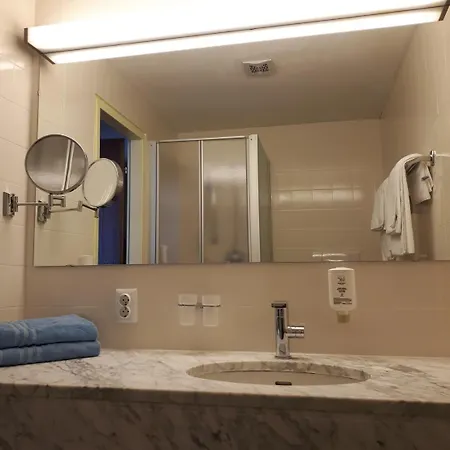 - Marco Polo Alpina Familien- & 호텔 마리아알름암스타이너르넨미어