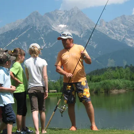 - Marco Polo Alpina Familien-&sporthotel 4*