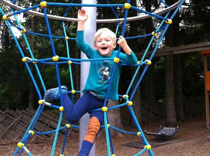 - Marco Polo Alpina Familien- & Hotell 4*